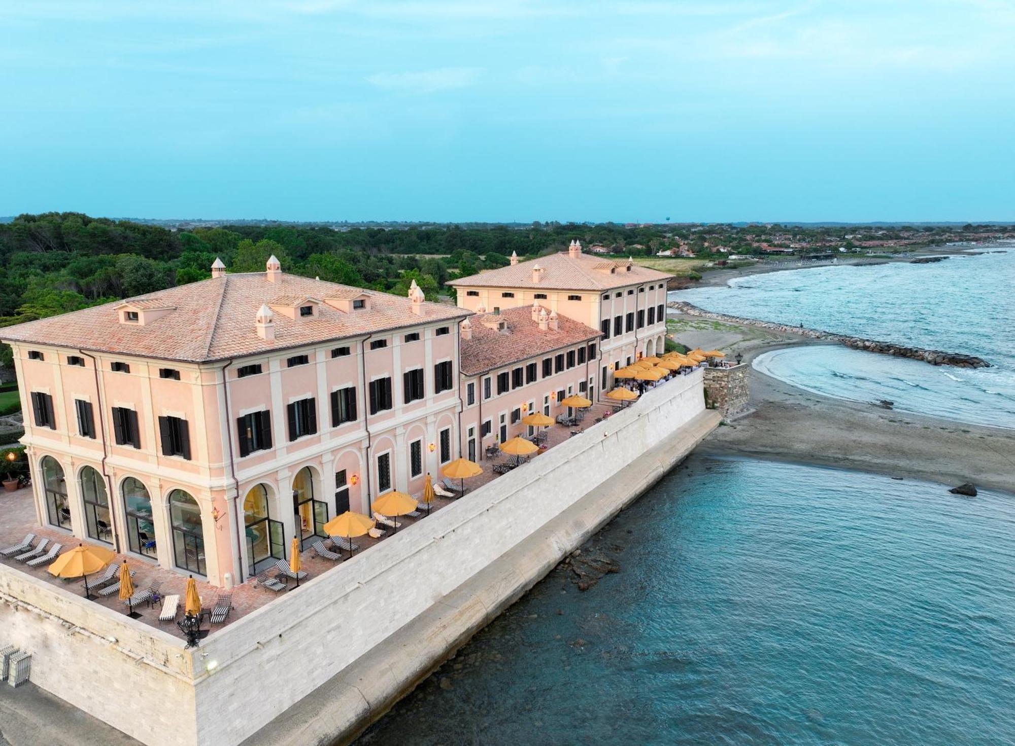 La Posta Vecchia Hotel Ладисполи Экстерьер фото